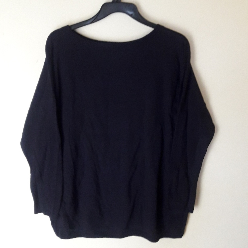 Sweater - Picture 5 of 7